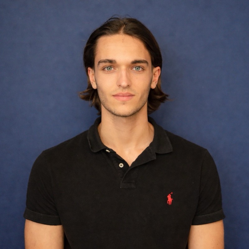 Arno Joyeux, conseiller spécialisé en investissement immobilier à Nice, fondateur de La Joyeuse Conciergerie
