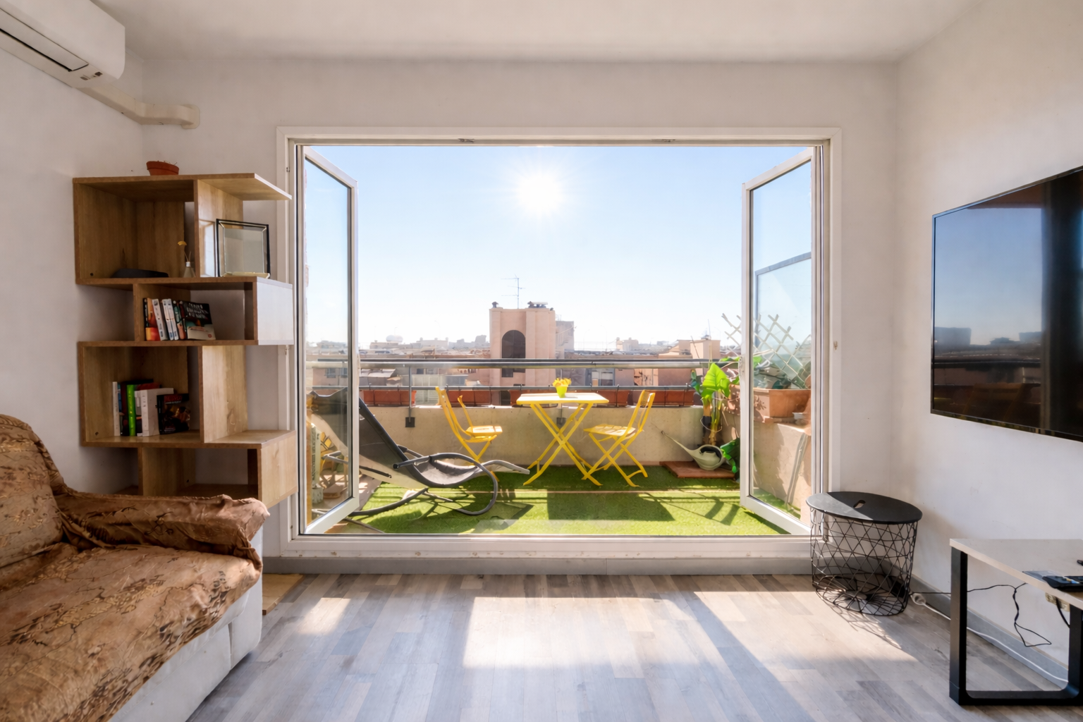 Grand appartement avec terrasse — Boulevard Gambetta